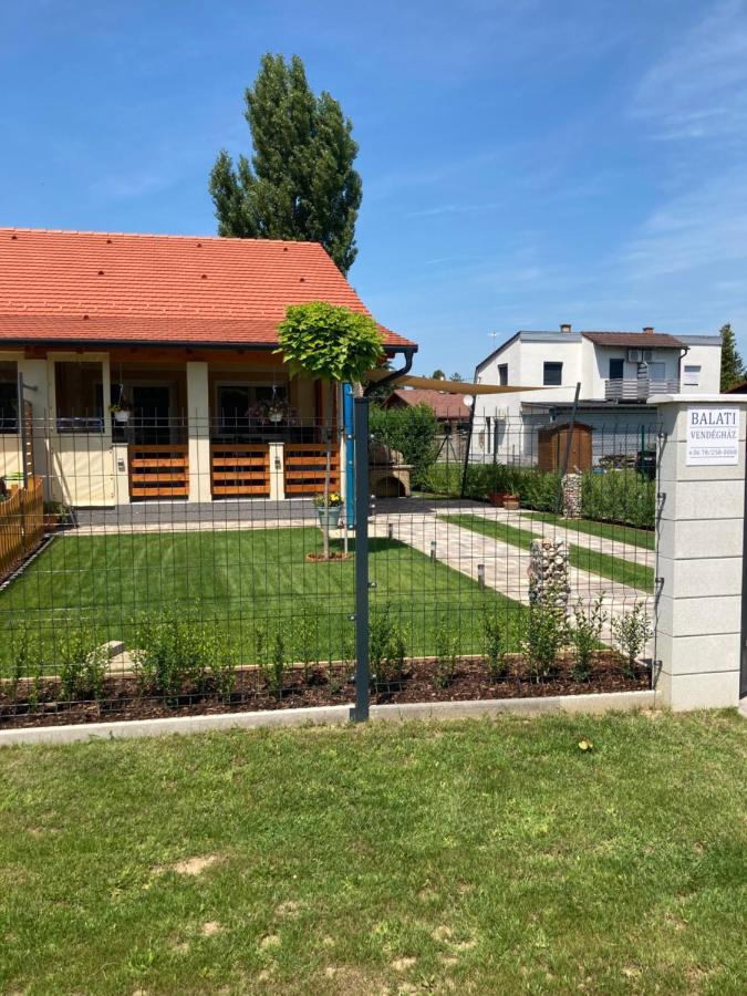 Апартаменти Balati Vendeghaz Балатонмаріафюрде Екстер'єр фото